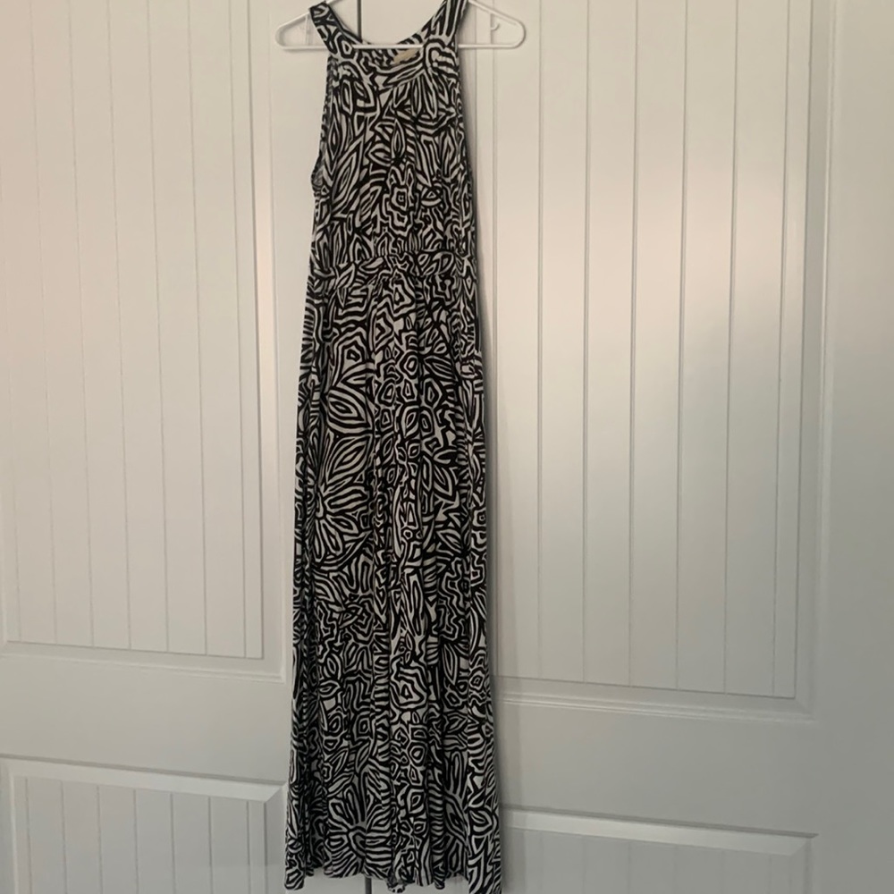 Banana Republic maxi dress, size M